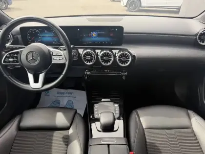 Photo 10 Mercedes Classe A  180 7G-DCT