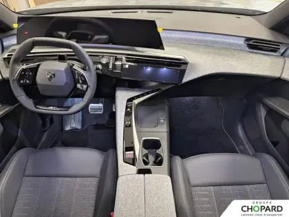 Photo 11 Peugeot 5008  Plug-in Hybrid 225 ch e-DCS7