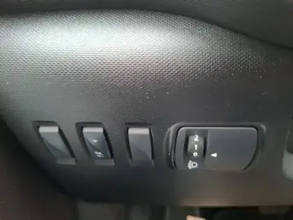 Photo 38 Renault Twingo  III E-Tech