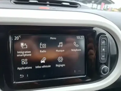 Photo 27 Renault Twingo  III E-Tech