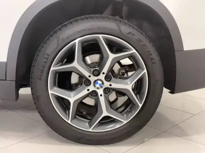 Photo 37 BMW X1  sDrive 18i 140 ch