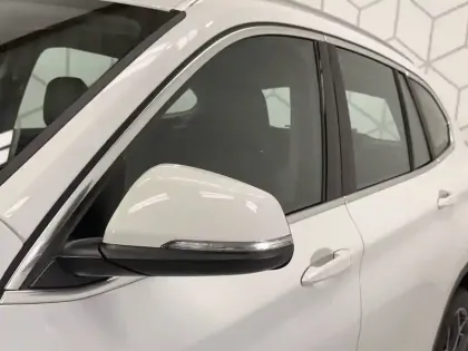 Photo 46 BMW X1  sDrive 18i 140 ch