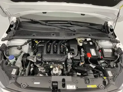 Photo 39 Peugeot 208  PureTech 75 S&S BVM5