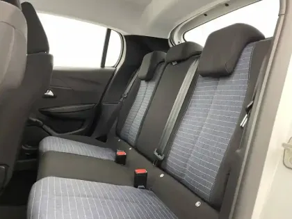 Photo 33 Peugeot 208  PureTech 75 S&S BVM5