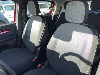 Photo 9 Renault Twingo  E-Tech Electrique 80 ch autonomie urbaine