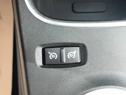 Photo 27 Renault Twingo  III E-Tech