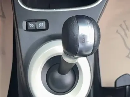 Photo 26 Renault Twingo  III E-Tech