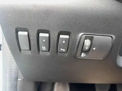 Photo 16 Renault Twingo  III E-Tech