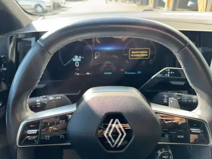 Photo 31 Renault Austral  E-Tech hybrid 200
