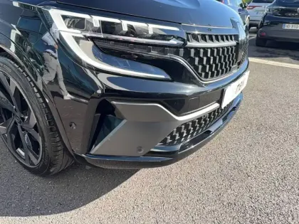 Photo 19 Renault Austral  E-Tech hybrid 200