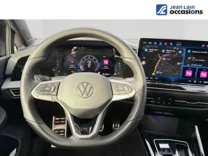 Photo 11 Volkswagen Golf  1.5 eTSI EVO2 116 DSG7