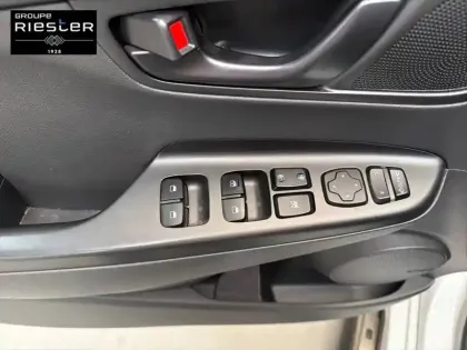 Photo 19 Hyundai Kona  1.0 T-GDi 120 Hybrid 48V