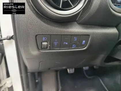 Photo 20 Hyundai Kona  1.0 T-GDi 120 Hybrid 48V