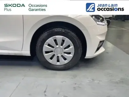 Photo 11 Skoda Fabia  1.0 MPI 80 ch BVM5