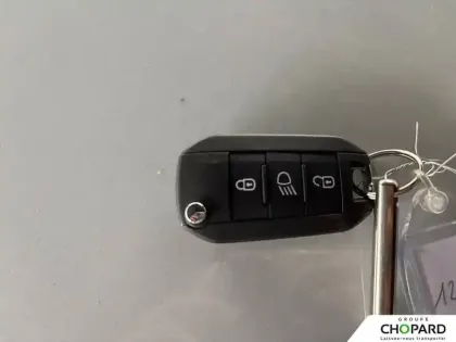Photo 15 Peugeot 2008  Hybrid 110 e-DCS6