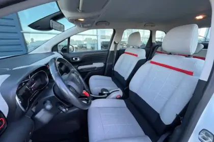 Photo 13 Citroën C3 Aircross  PureTech 110 S&S BVM5
