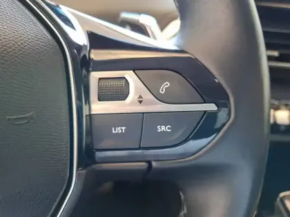 Photo 30 Peugeot 3008  Hybrid 225 e-EAT8