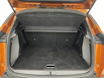 Photo 12 Peugeot 2008  BlueHDi 100 S&S BVM6