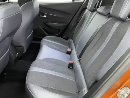 Photo 14 Peugeot 2008  BlueHDi 100 S&S BVM6