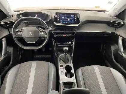 Photo 29 Peugeot 2008  BlueHDi 100 S&S BVM6