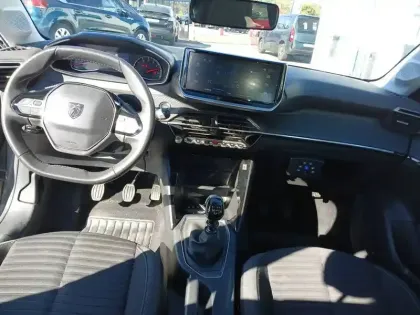 Photo 10 Peugeot 208  PureTech 100 S&S BVM6