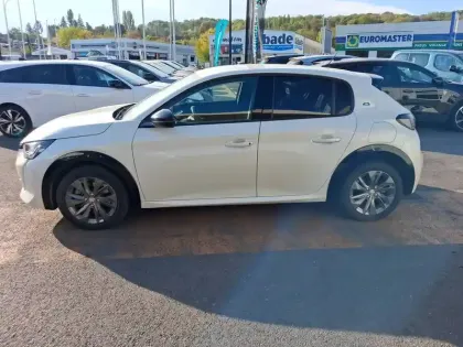Photo 7 Peugeot 208  Electrique 50 kWh 136ch