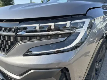 Photo 10 Renault Austral  E-Tech hybrid 200