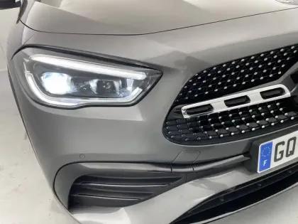 Photo 32 Mercedes GLA  250 e 8G-DCT