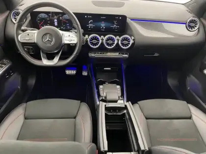 Photo 30 Mercedes GLA  250 e 8G-DCT