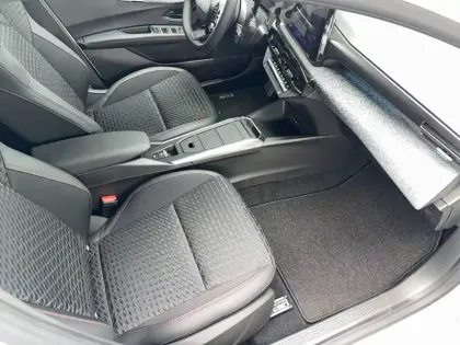 Photo 9 Renault Clio  E-Tech full hybrid 160 ch