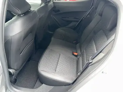 Photo 13 Renault Clio  E-Tech full hybrid 160 ch