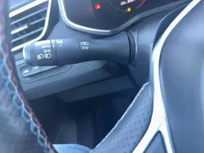 Photo 47 Renault Clio  E-Tech full hybrid 145