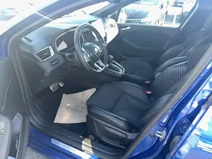 Photo 9 Renault Clio  E-Tech full hybrid 145