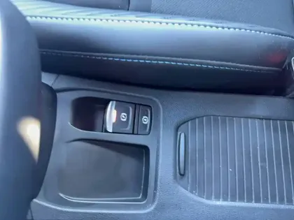 Photo 42 Renault Clio  E-Tech full hybrid 145