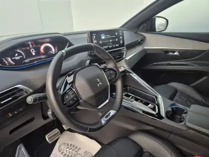Photo 11 Peugeot 3008  PureTech 130ch S&S EAT8