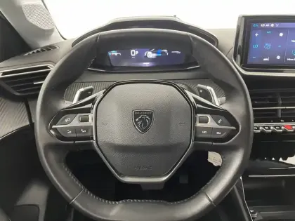 Photo 22 Peugeot 208  Hybrid 100 e-DCS6