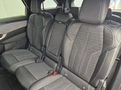 Photo 9 Peugeot 5008  Hybrid 145 ch e-DCS6