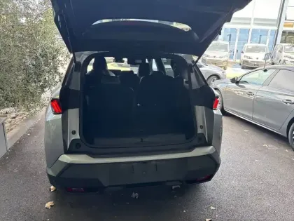 Photo 5 Peugeot 5008  Electrique 230 ch 97 kWh Grande autonomie