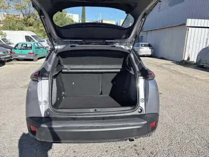 Photo 6 Peugeot 2008  100 S&S BVM6