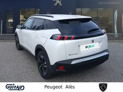 Photo 6 Peugeot 2008  Electrique 136 ch