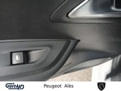Photo 12 Peugeot 2008  Electrique 136 ch