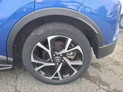 Photo 9 Toyota C-HR  Hybride 1.8L