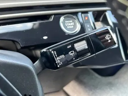 Photo 14 Peugeot 3008  Hybrid 145 e-DCS6