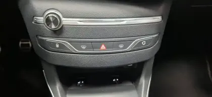 Photo 38 Peugeot 308  BlueHDi 130ch S&S BVM6