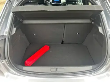 Photo 6 Peugeot 208  Hybrid 145 ch e-DCS6