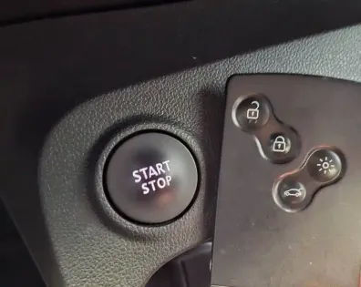 Photo 42 Renault Captur  TCe 150 Energy EDC