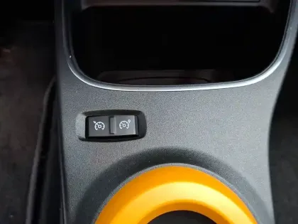 Photo 24 Renault Twingo  III E-Tech