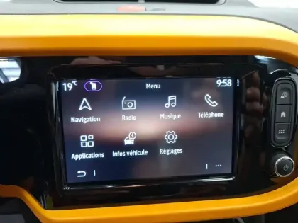 Photo 17 Renault Twingo  III E-Tech