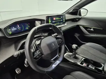 Photo 11 Peugeot 208  PureTech 100 S&S BVM6