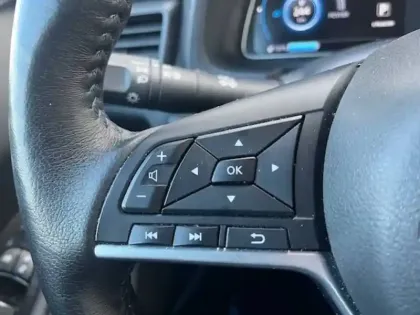 Photo 11 Nissan Leaf  Electrique 40kWh
